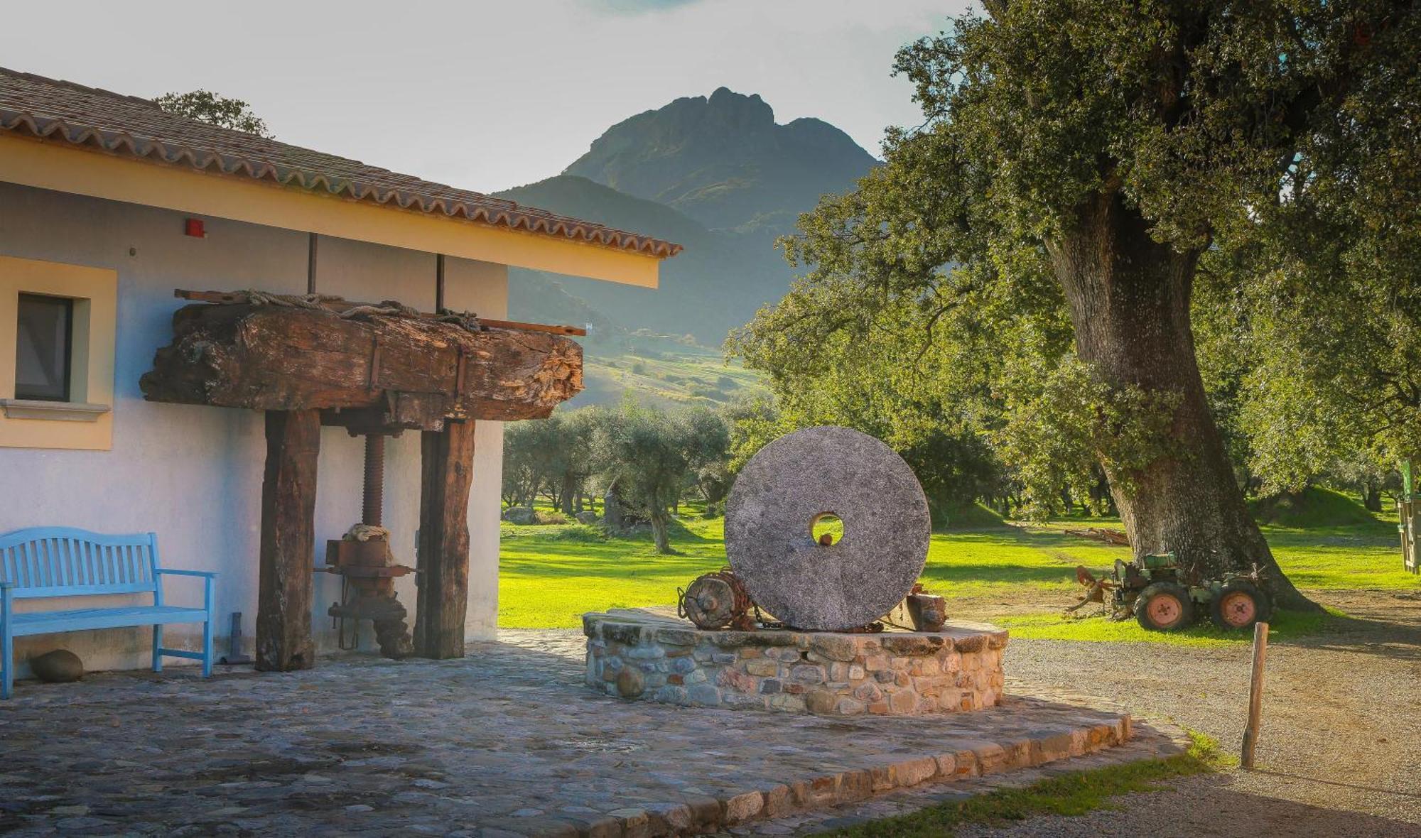 Barone Gr Macri Agriturismo Modi Джераче Экстерьер фото