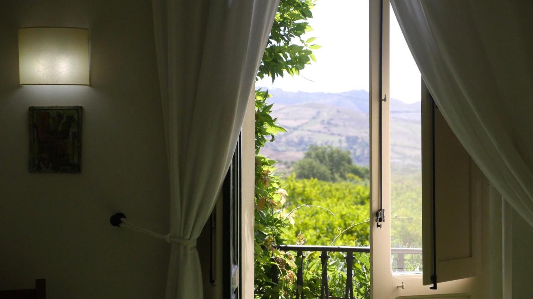 Barone Gr Macri Agriturismo Modi Джераче Экстерьер фото